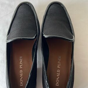Donald Pliner Black Loafer Tamryn Size 6